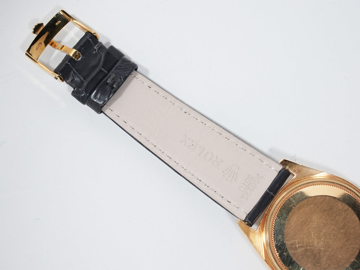 ロレックス デイデイト Ref.1803/8 イエローゴールド シルバー文字盤 中古 wfjhh94i