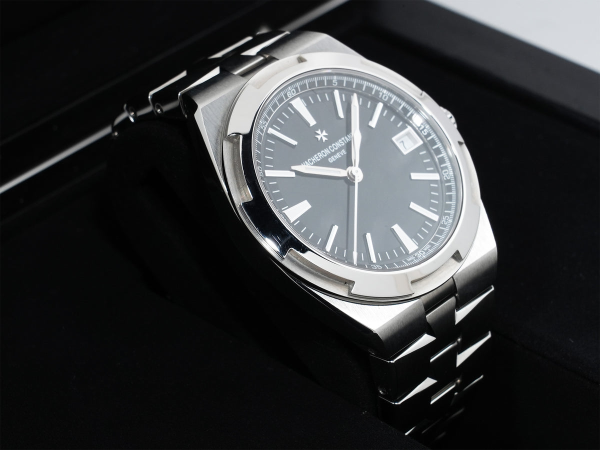 Vacheron Constantin Overseas Ref.4500V/110A-B483 Stainless Steel Black Dial Pre-owned iacwgcmu
