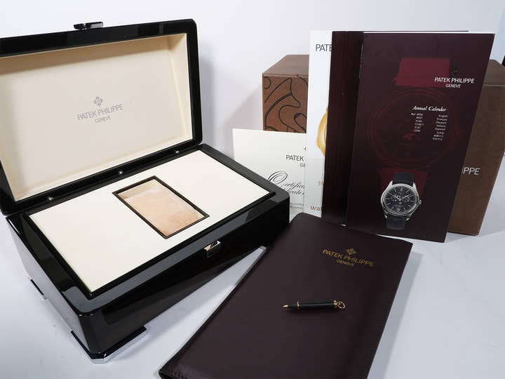 Patek Philippe Annual Calendar Ref.5146J-001 Yellow Gold Ivory Dial Excellent Pre-Owned 248qukyq