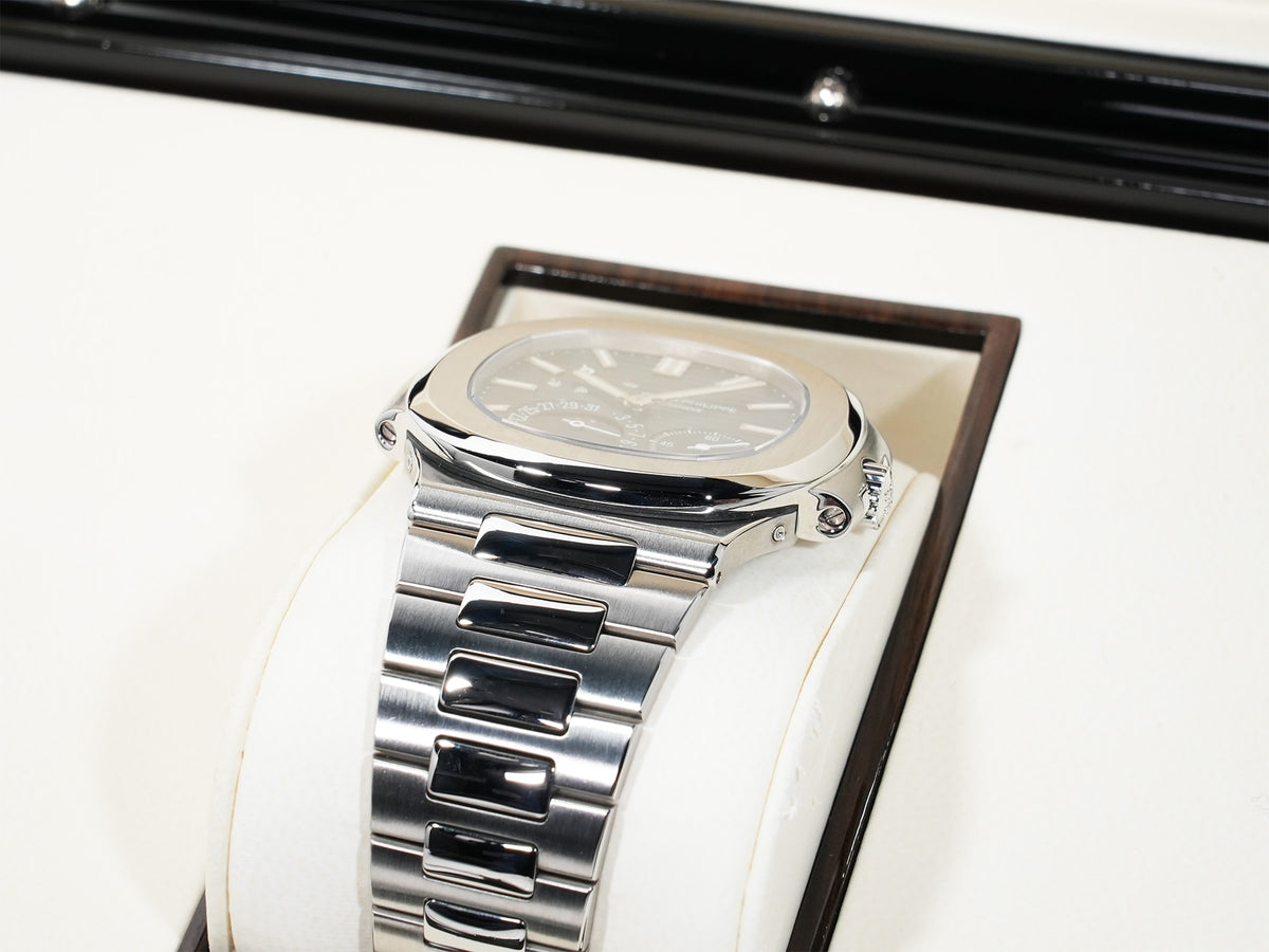 Patek Philippe Nautilus Petit Complication Ref.5712/1A-001 Stainless Steel Blue Dial Excellent Pre-Owned d68bxu57