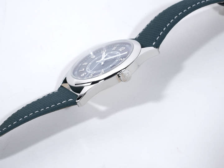 Patek Philippe Calatrava Ref.6007A-001 Stainless Steel Grey-Blue Dial Excellent Pre-Owned 4xeezheg