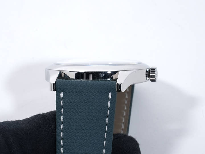 Patek Philippe Calatrava Ref.6007A-001 Stainless Steel Grey-Blue Dial Excellent Pre-Owned 4xeezheg