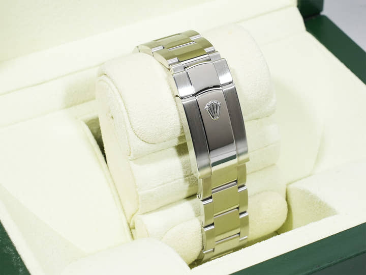 ロレックス ミルガウス Ref.116400GV ステンレススチール ブラック文字盤 中古 784n3yrm