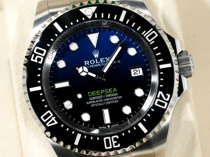ロレックス シードゥエラー ディープシー Ref.136660 ステンレススチール D-BLUE文字盤 未使用