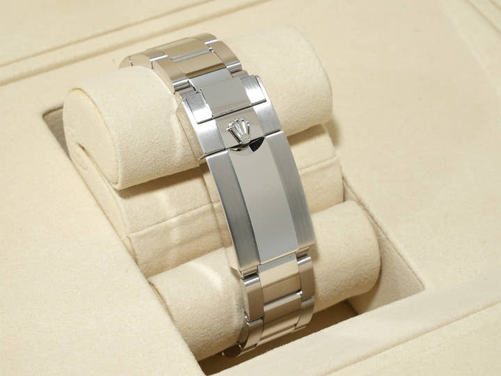 Rolex Daytona Ref. 126506A Platinum Ice Blue with 11 Diamond Dial, Unused, Item #mm7qj5s8