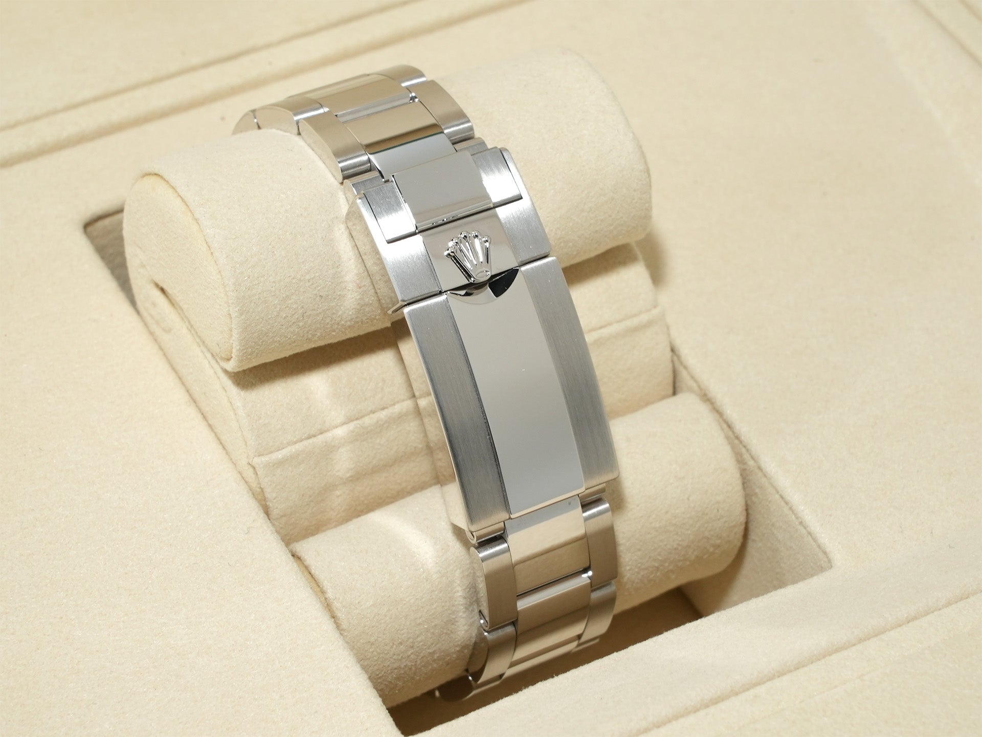 Rolex Daytona Ref. 126506A Platinum Ice Blue with 11 Diamond Dial, Unused, Item #mm7qj5s8