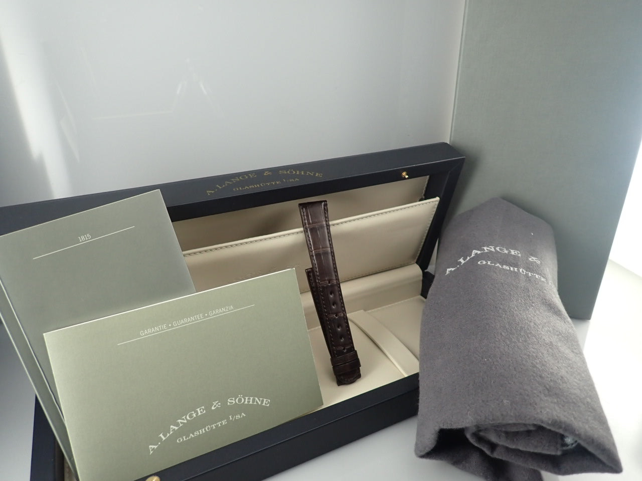 A. Lange &amp; Söhne 1815 &lt;Warranty box and other details&gt;