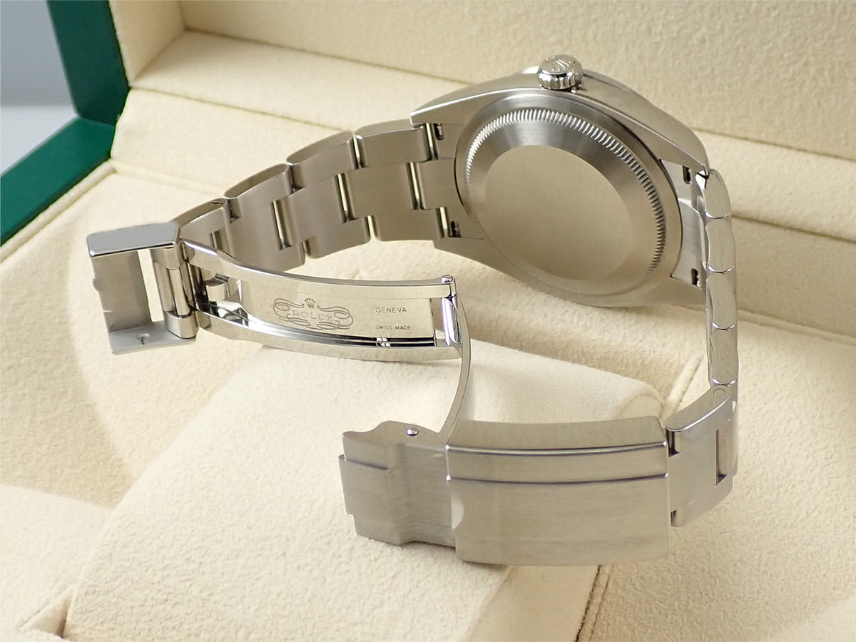 ロレックス エクスプローラー36 Ref.124270 ブラック文字盤 中古 LPP3H73F