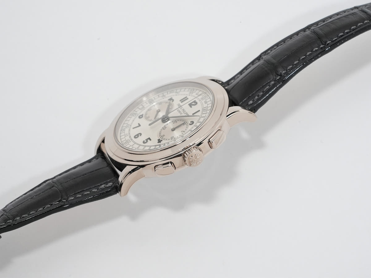 パテックフィリップ クロノグラフ Ref.5070G-001 シルバー文字盤 美中古 WR7H4SWA