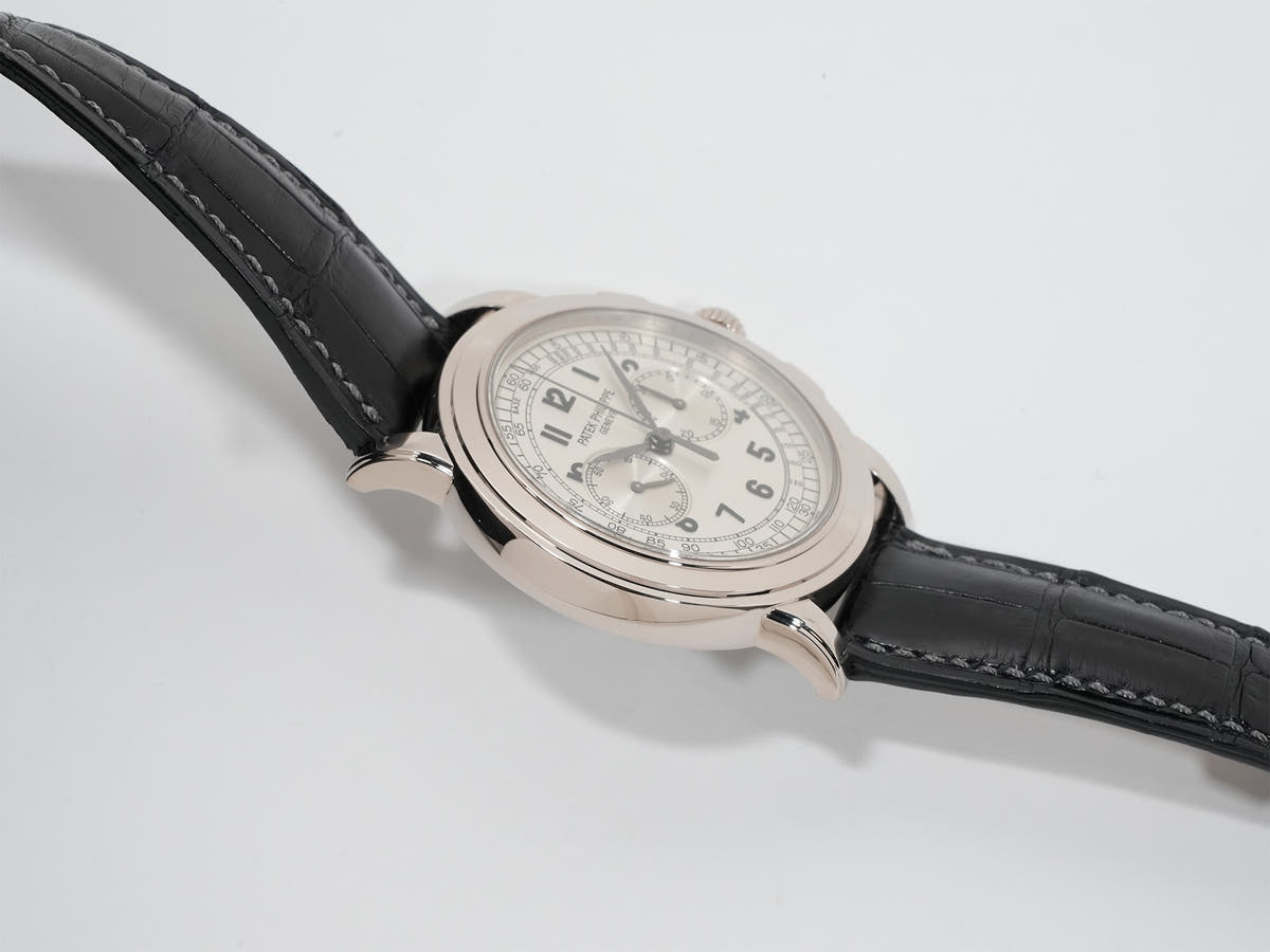 パテックフィリップ クロノグラフ Ref.5070G-001 シルバー文字盤 美中古 WR7H4SWA