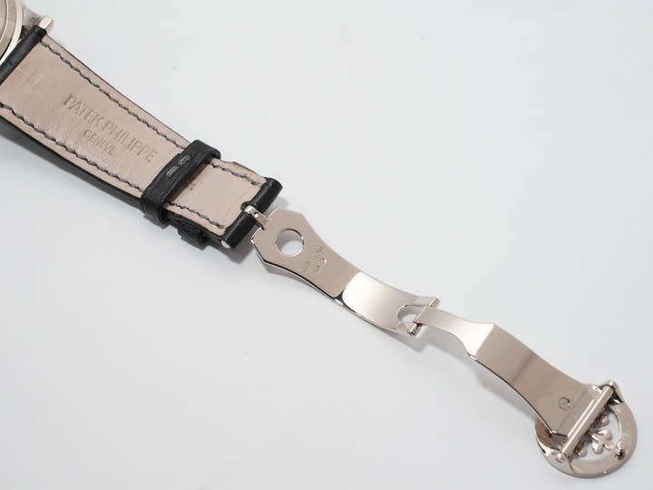 パテックフィリップ クロノグラフ Ref.5070G-001 ホワイトゴールド シルバー文字盤