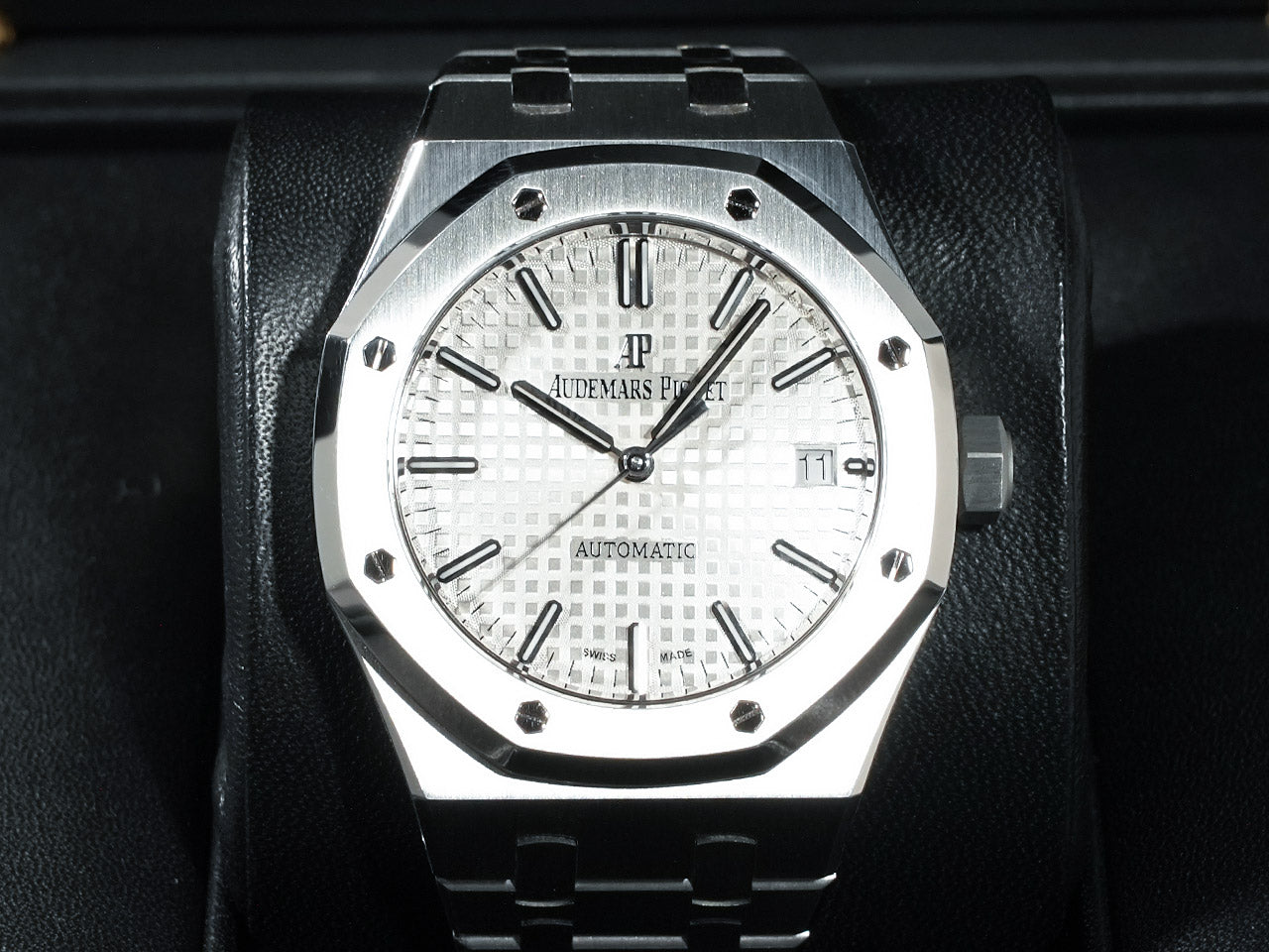 Audemars Piguet Royal Oak Automatic Ref.15450ST.OO.1256ST.01 SS Silver Dial