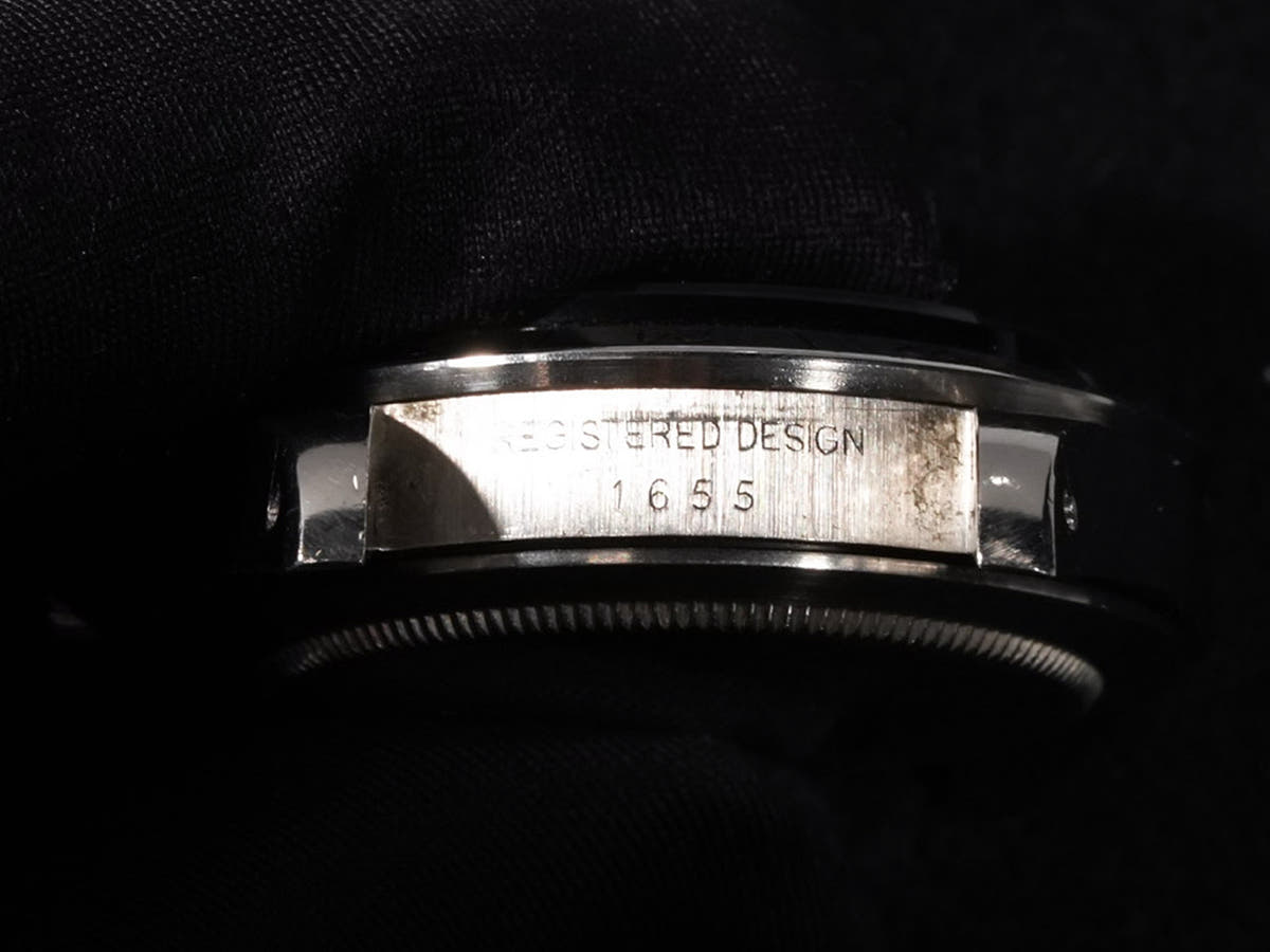 ロレックス エクスプローラーII Ref.1655 ブラック文字盤 中古 V4R9X662