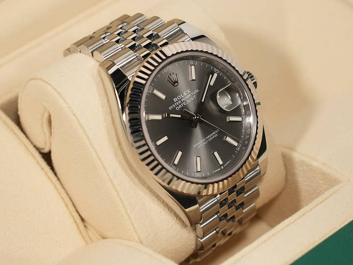 ロレックス デイトジャスト41 Ref.126334 ステンレススチール/ホワイトゴールド スレート文字盤 ジュビリーブレスレット 中古 khwhai4q