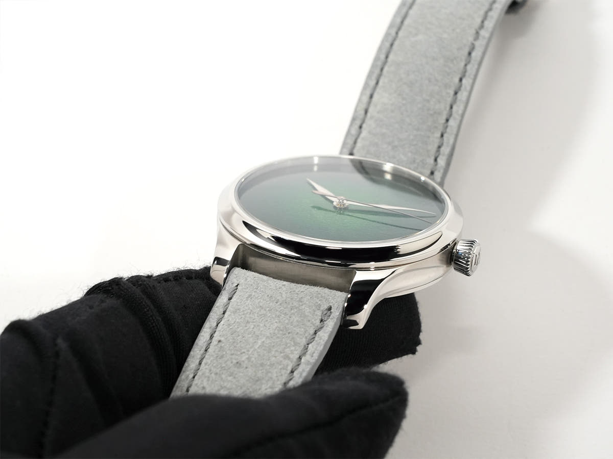 H.モーザー エンデバー センターセコンド コンセプト ライムグリーン Ref.1200-1233 ライムグリーン フュメ文字盤 極美品 wwqdhn3v