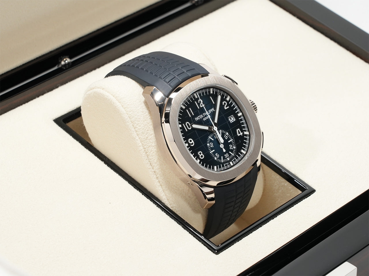 5968G-001 Midnight Blue Aquanaut Chronograph | Patek Philippe | 8ypc6te4 -  Commit Ginza