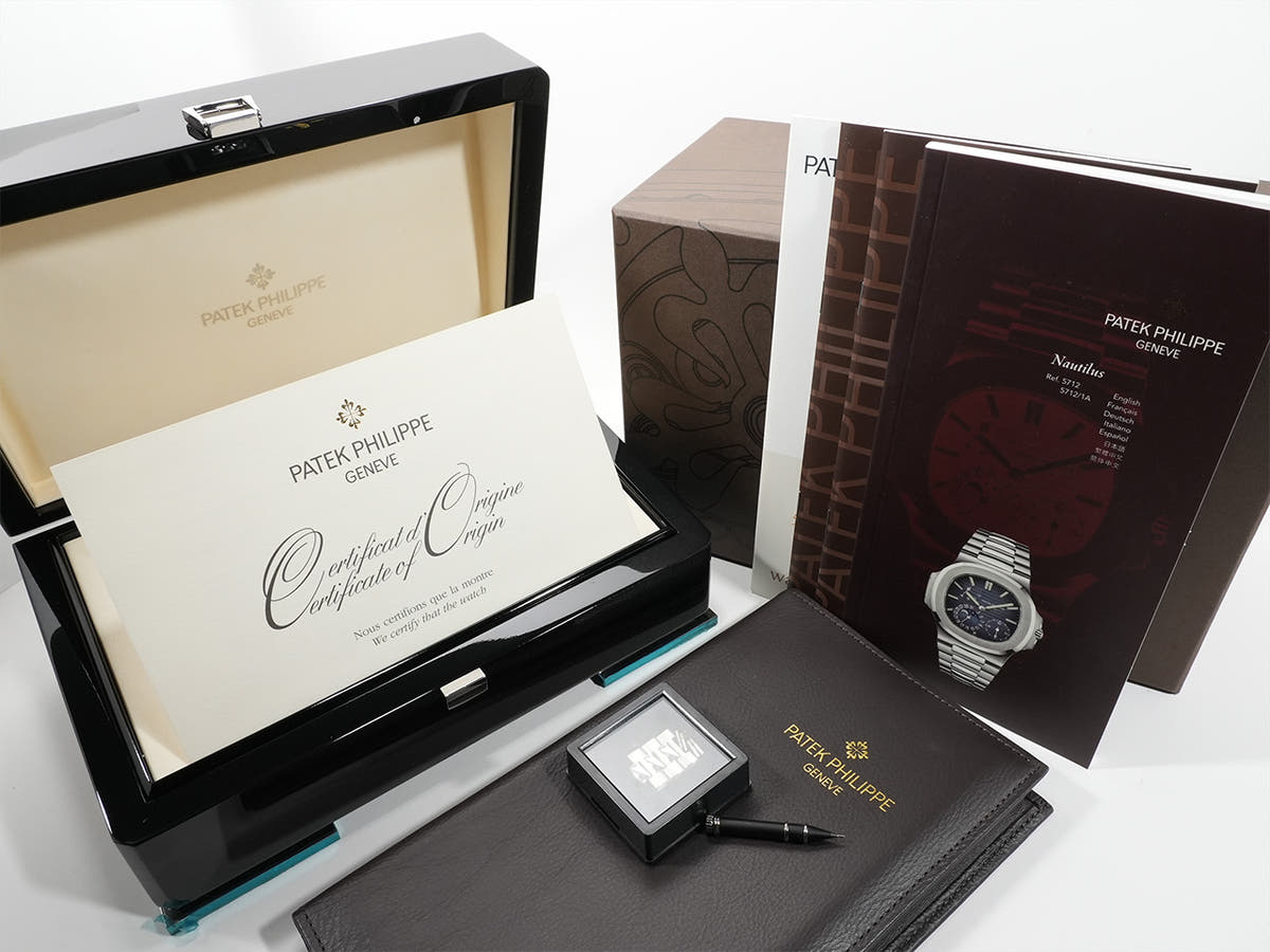 パテックフィリップ ノーチラス プチコンプリケーション Ref.5712/1A-001 ブルー文字盤 中古 utqjpyh6