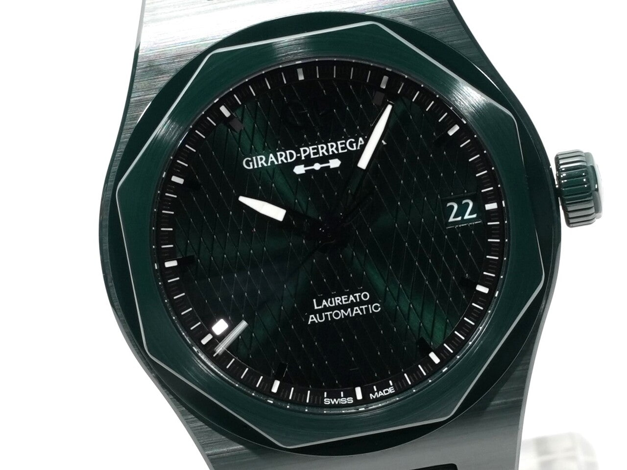 Girard-Perregaux Laureato 42 MM Green Ceramic Aston Martin Edition Ref.81010-32-3081-1CX GREEN CERAMIC Green Dial