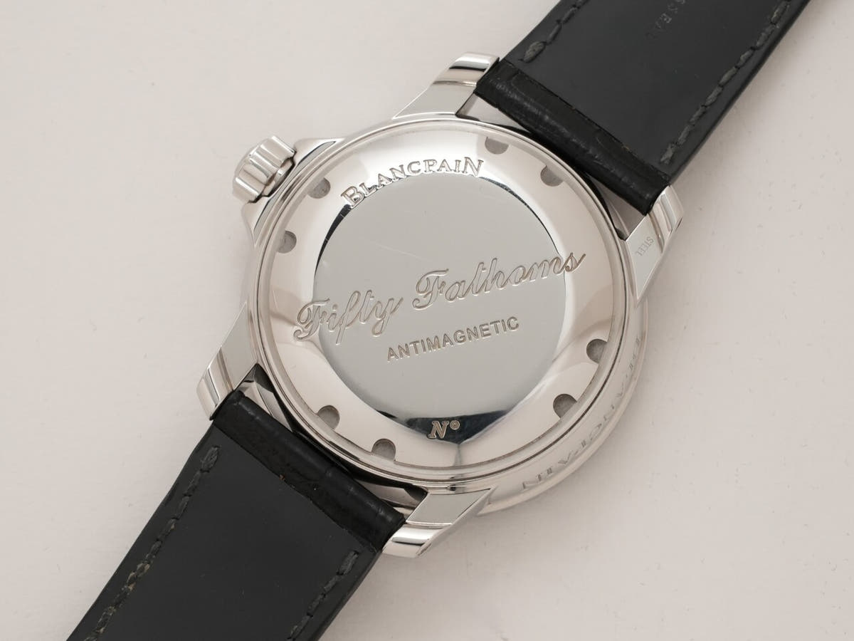 Blancpain Fifty Fathoms Ref.5015-1130-52A Black Dial Used ZAY42Z4R