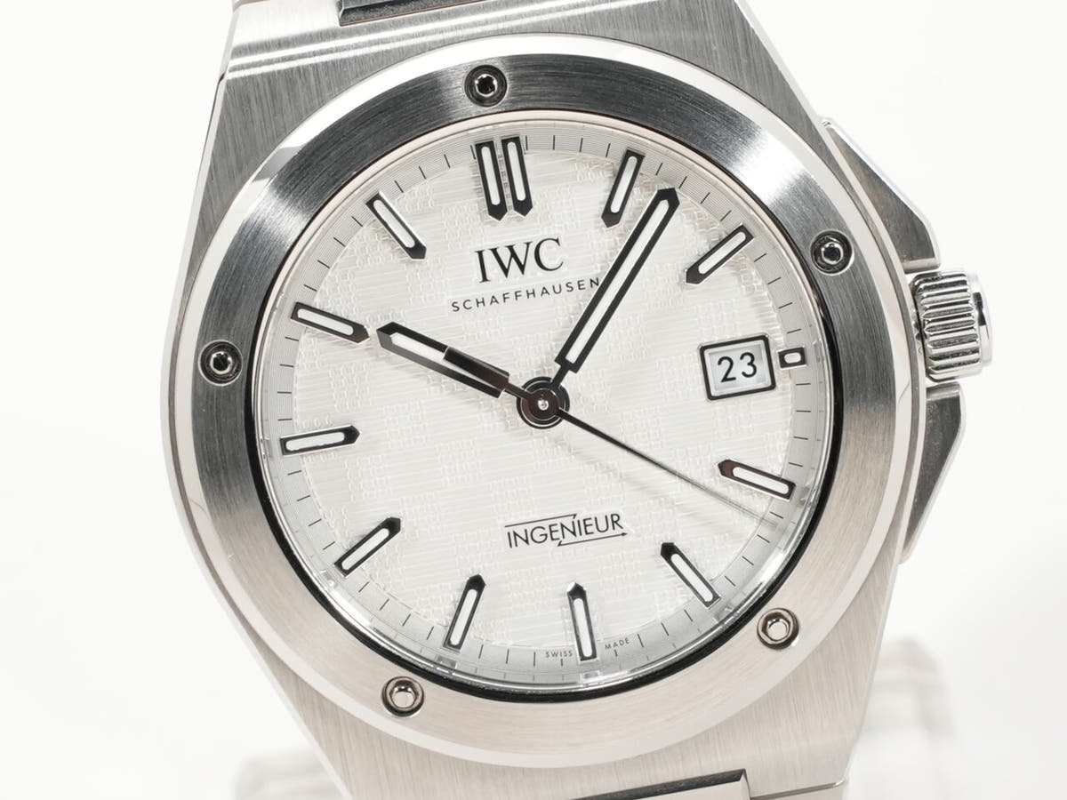 IWC インヂュニア オートマティック 40 Ref.IW328902 ホワイト文字盤 美品 4kcacxmo