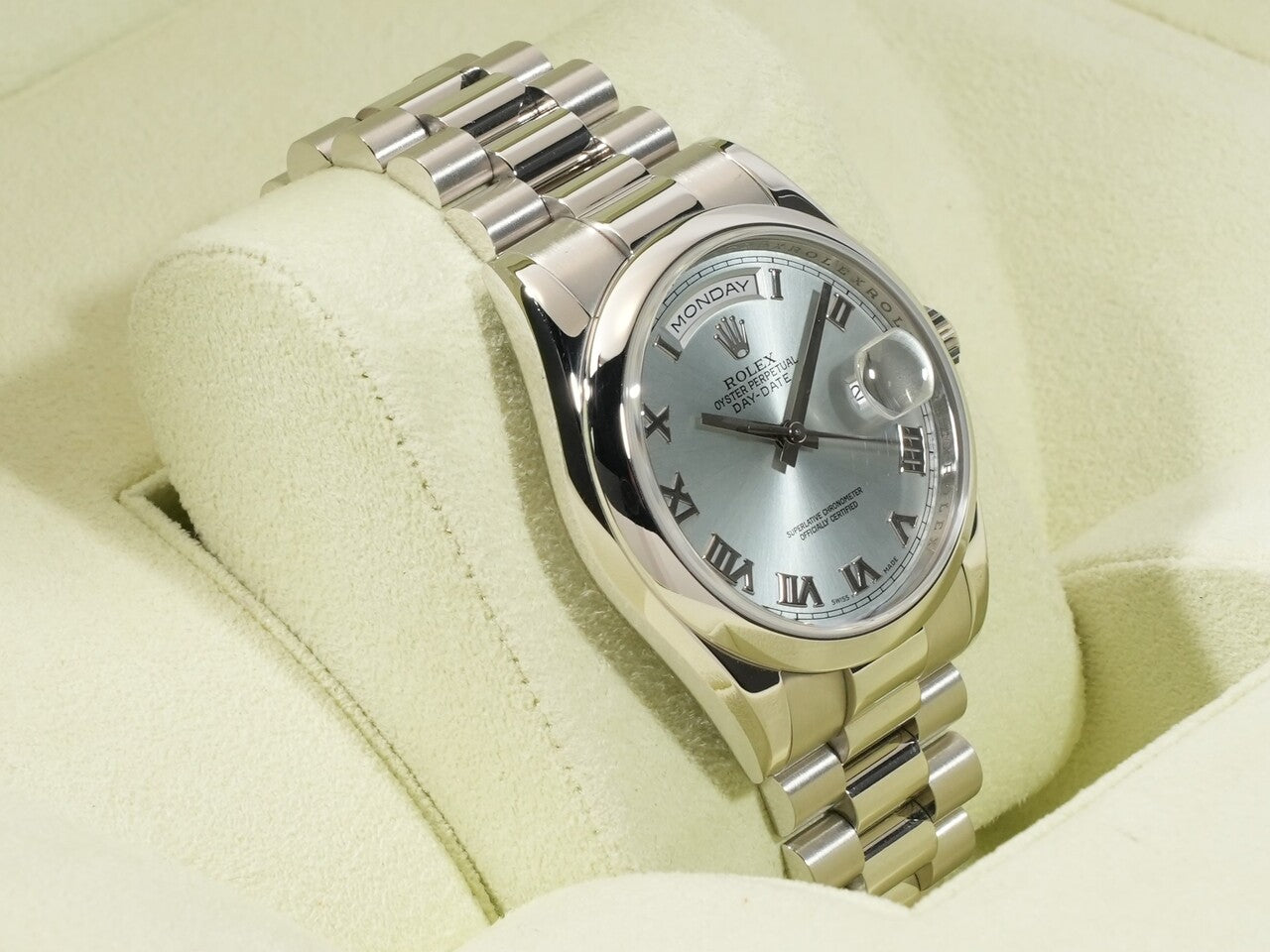 Rolex Day-Date 36 Ref.118206 PT Ice Blue Dial