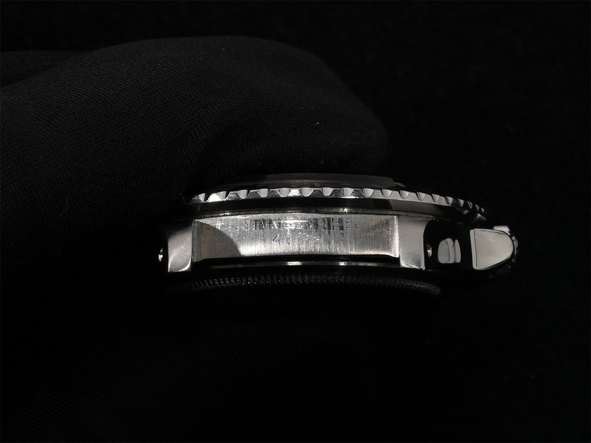 ロレックス GMTマスター Ref.1675 ブラック文字盤 中古 gcpztr62