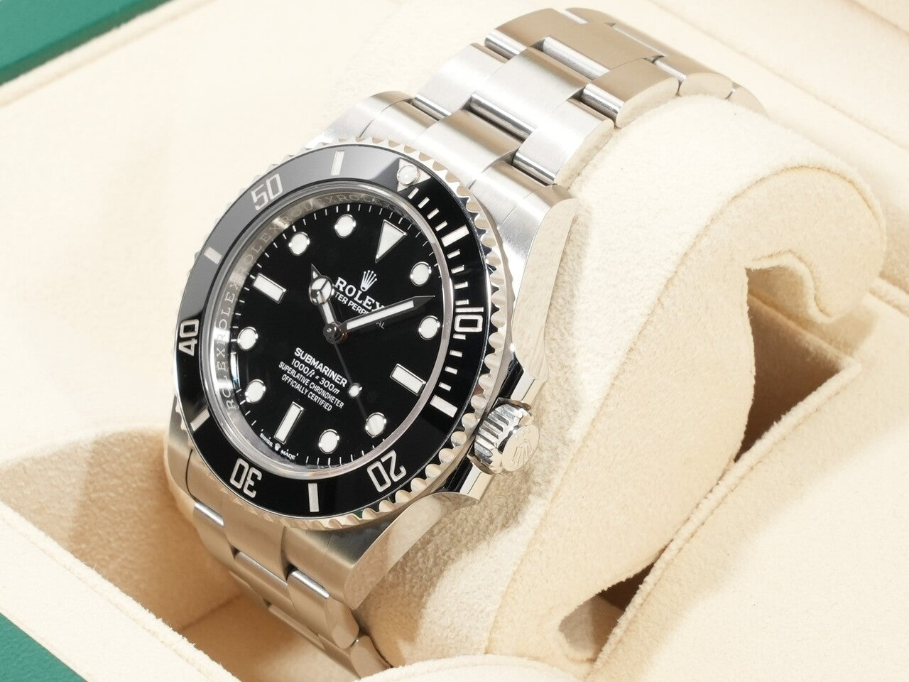 Rolex Submariner No Date Ref.124060 SS Black Dial