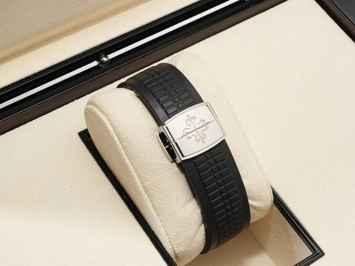 パテックフィリップ アクアノート Ref.5167A-001 ステンレススチール ブラック文字盤 美品 WJU53127