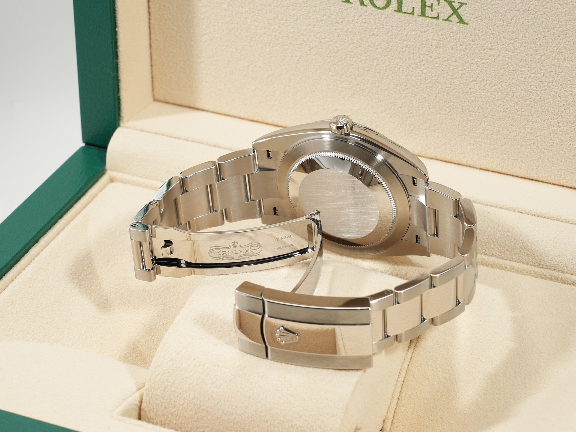 Rolex Datejust 41 Ref.126300 SS Mint Green Dial