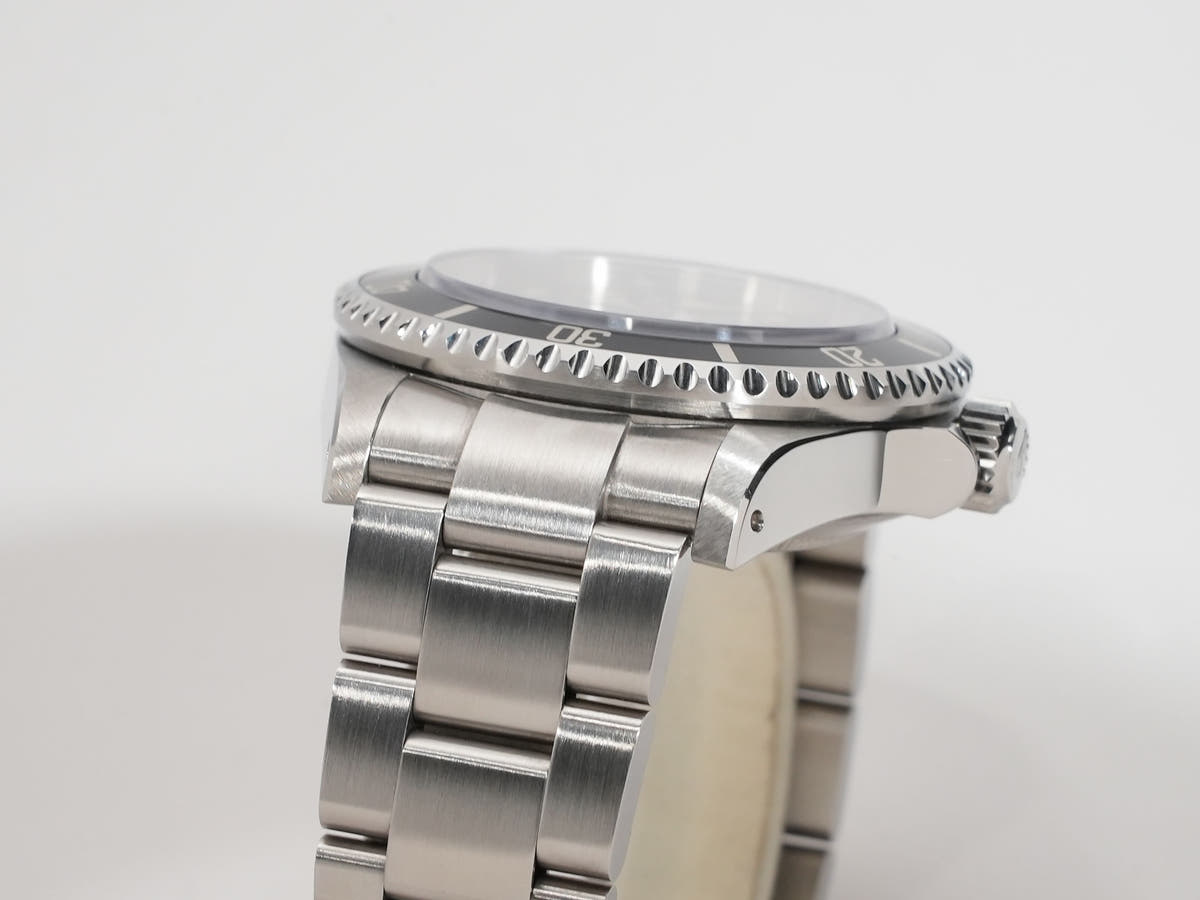 ロレックス シードゥエラー Ref.16600 ブラック文字盤 中古 bzpykzhs