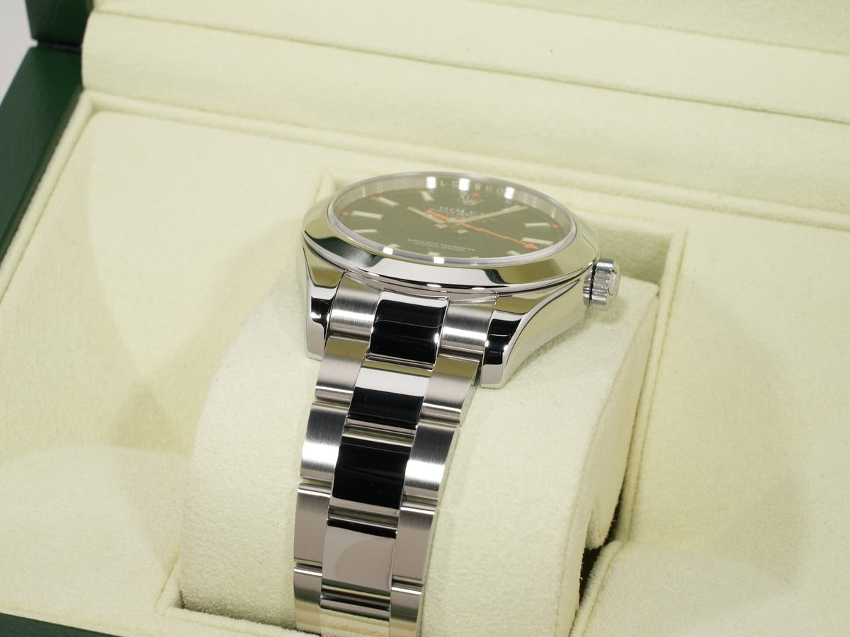 ロレックス ミルガウス Ref.116400 ブラック文字盤 中古 fqtiuxhc