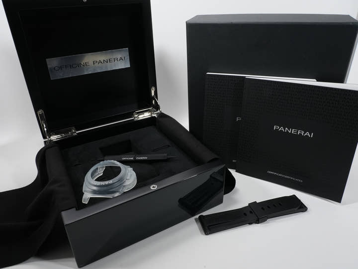 パネライ ルミノール 1950 クロノグラフ モノプルサンテ 8DAYS GMT チタニオ Ref.PAM00737 グリーン文字盤 美中古 f4bgg9i4