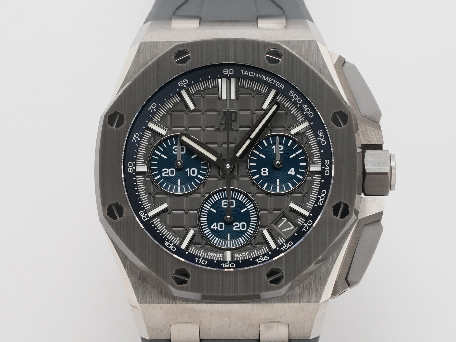 Audemars Piguet Royal Oak Offshore Chronograph <Box and Others>