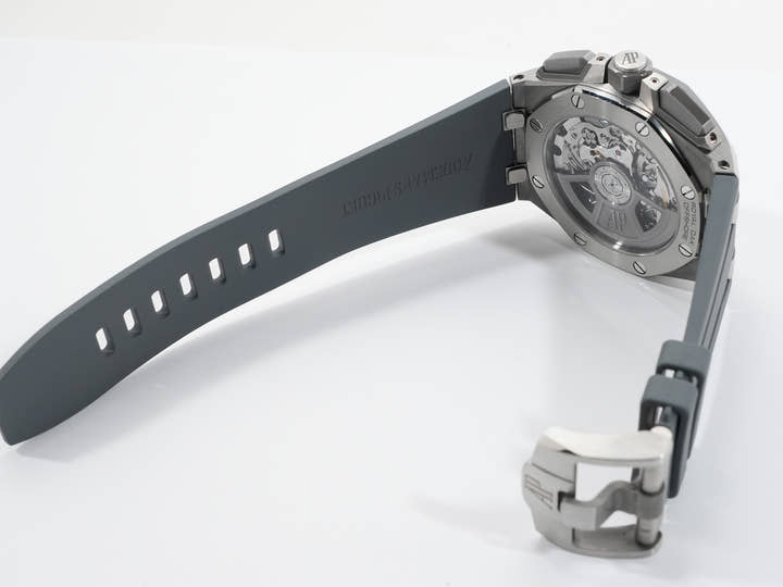 Audemars Piguet Royal Oak Offshore Chronograph Ref. 26420IO.OO.A009CA.01 Titanium/Ceramic Grey Dial