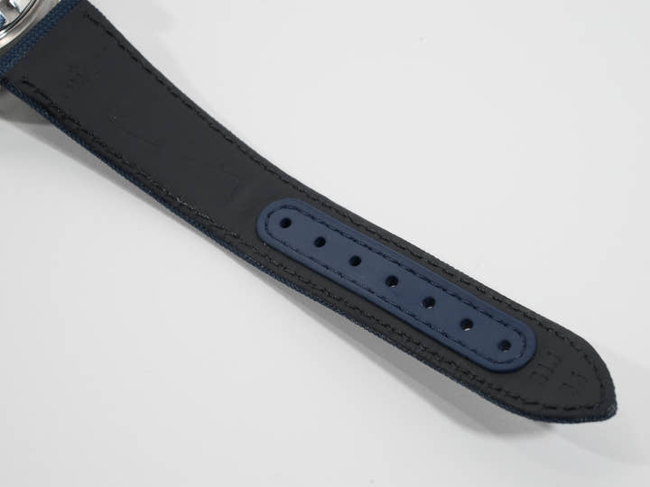 オメガ スピードマスター 記念モデル コーアクシャル マスター クロノメーター クロノグラフ 42MM Ref.310.32.42.50.02.001 シルバー文字盤 中古 77bah2en