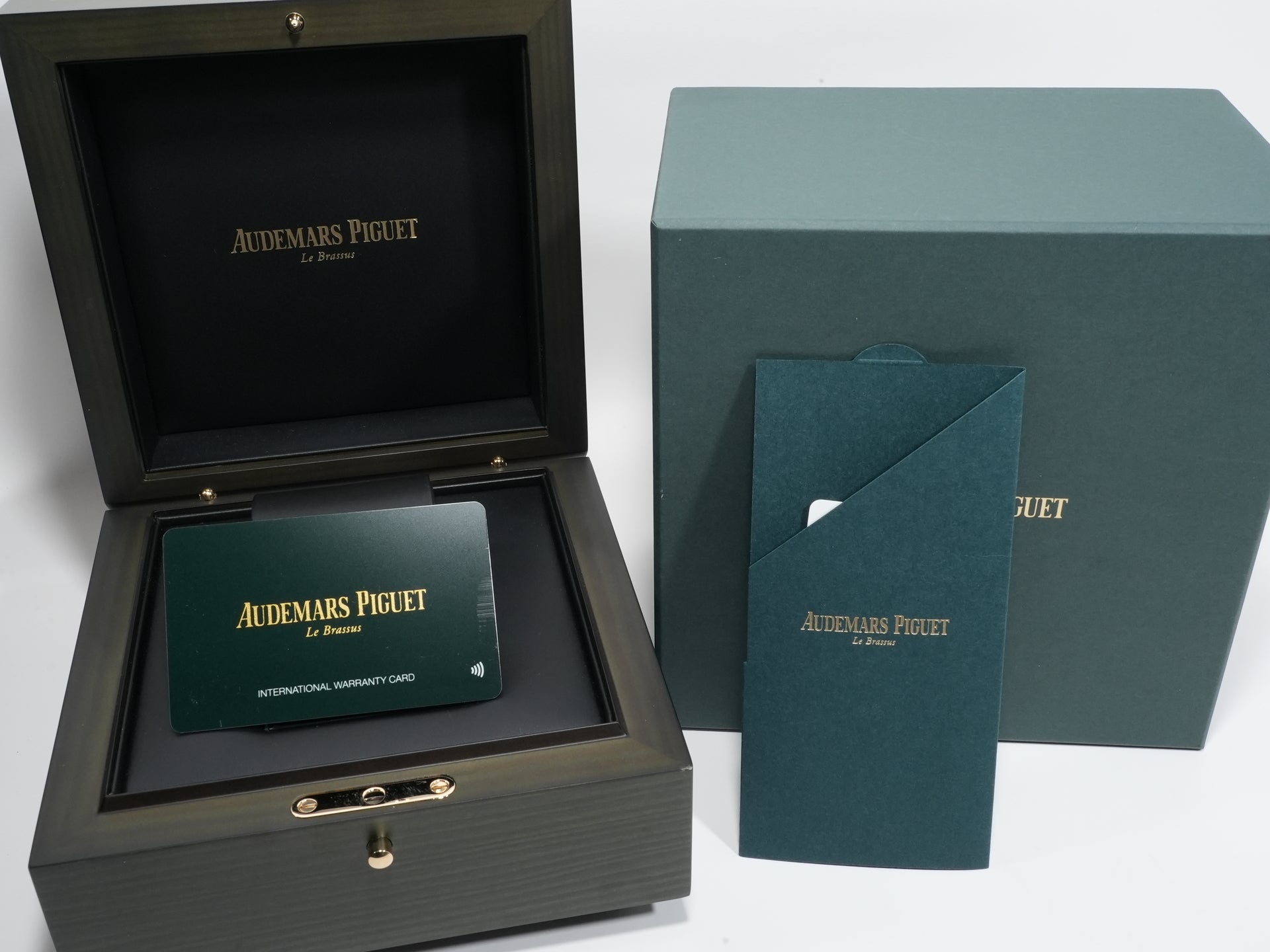 超オトク！UR40枚まとめ売り