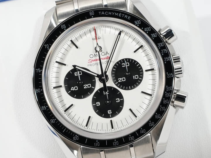 オメガ スピードマスター 記念モデル クロノグラフ 42MM  東京2020リミテッドエディション Ref.522.30.42.30.04.001 シルバー文字盤 美品 s7ysdeiq