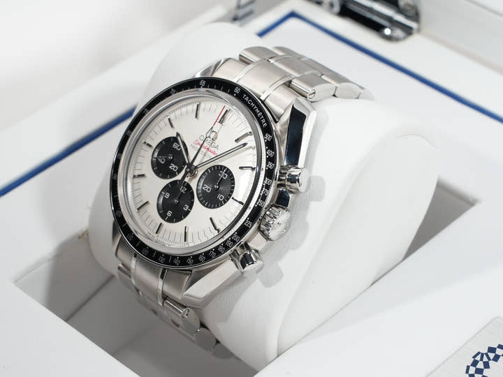 オメガ スピードマスター 記念モデル クロノグラフ 42MM  東京2020リミテッドエディション Ref.522.30.42.30.04.001 シルバー文字盤 美品 s7ysdeiq