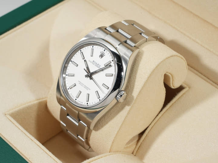Rolex Oyster Perpetual 39 Ref. 114300 Stainless Steel White Dial