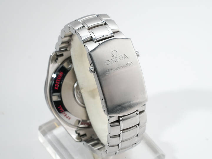 オメガ スピードマスター シューマッハ レジェンド Ref.3853.32 アイボリー×ブラック文字盤 中古 8je3xrt7