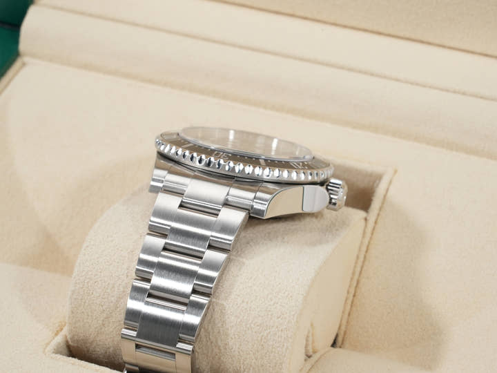 ロレックス シードゥエラー 4000 Ref.116600 ブラック文字盤 美品 rp2t37h7