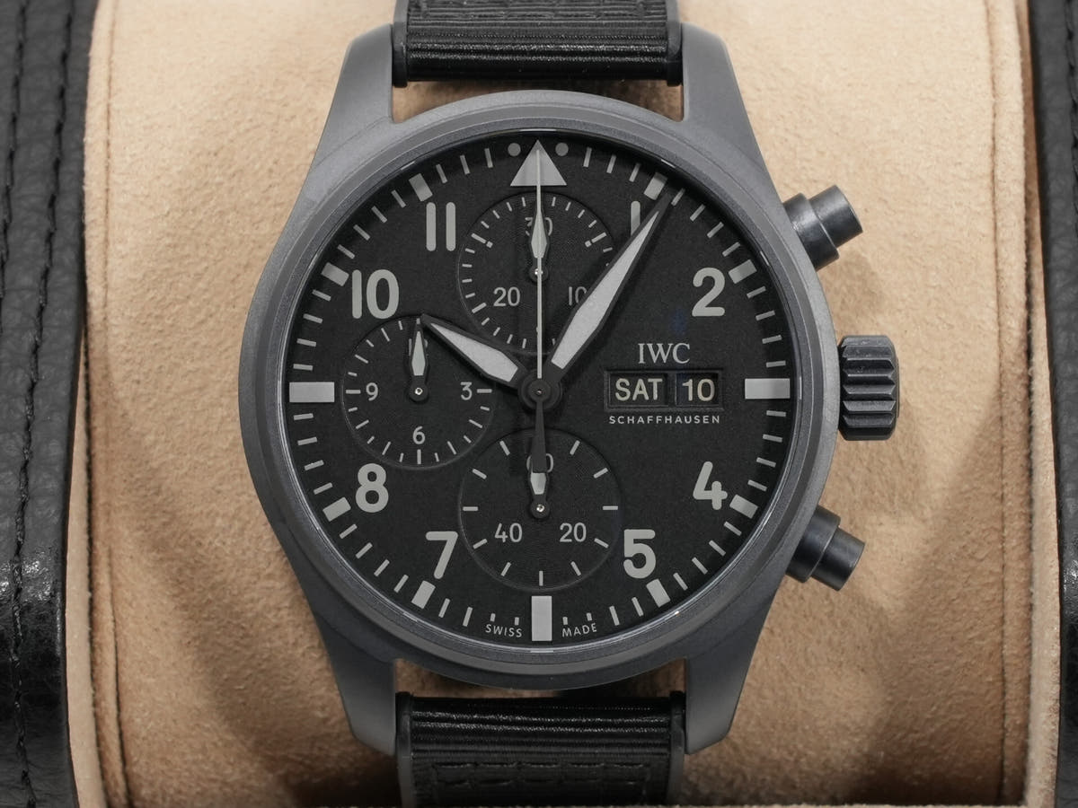 IWC パイロット ウォッチ クロノグラフ トップガン セラタニウム Ref.IW388106 ブラック文字盤 未使用 zri5c3pc
