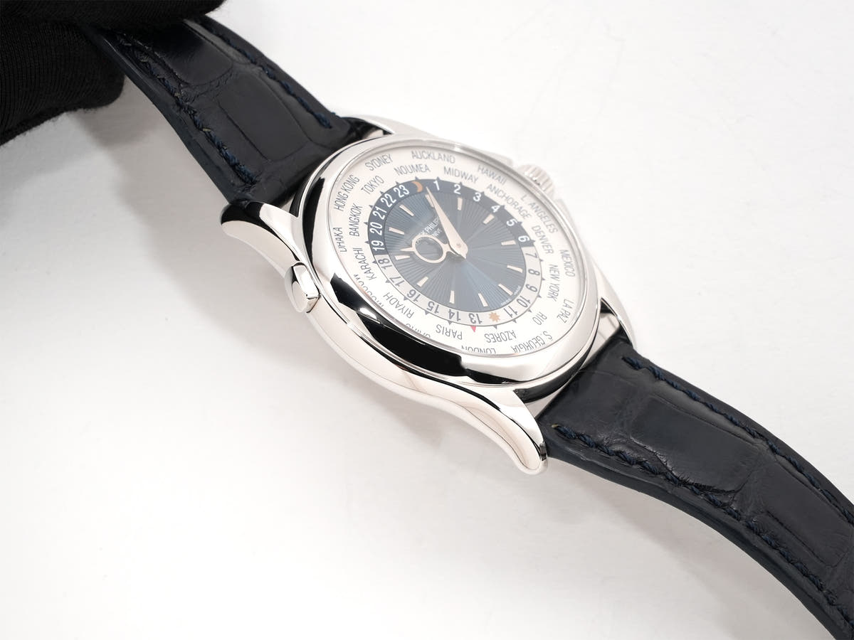 Patek Philippe Complications World Time Ref.5130P-001 Silver Dial Excellent Condition u9e9gdft
