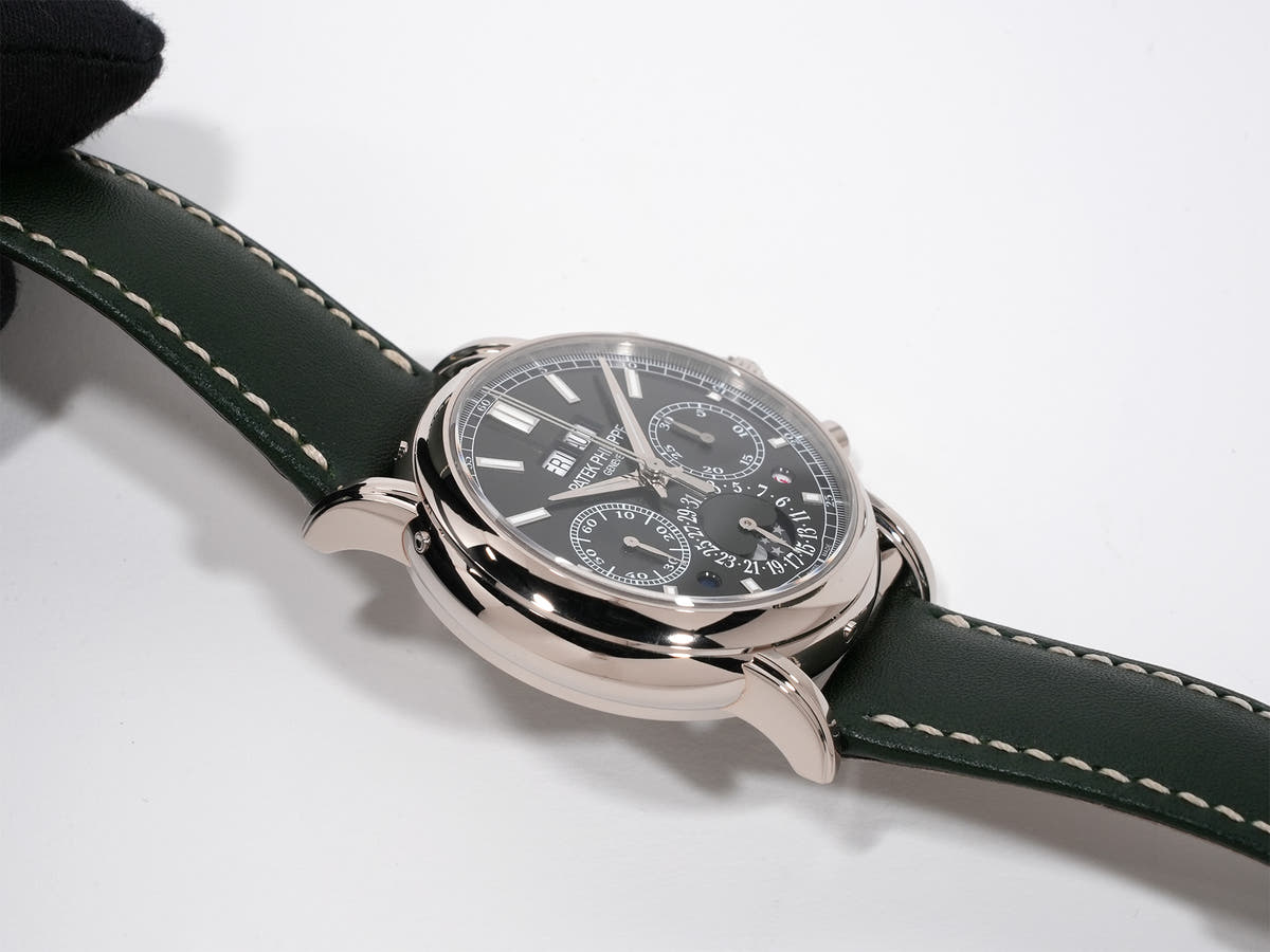 パテックフィリップ パーペチュアルカレンダー スプリットセコンド クロノグラフ Ref.5204G-001 オリーブグリーンソレイユ文字盤 未使用 fptxzeri