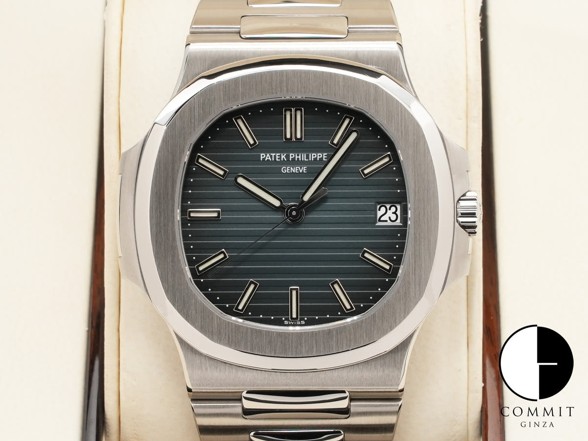 パテックフィリップ ノーチラス Ref.5711/1A-001 ブルー文字盤 美中古 987f3jmn