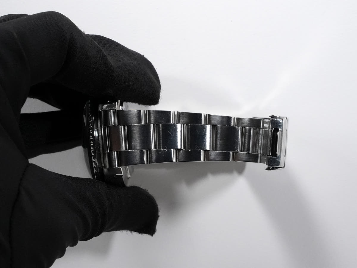 ロレックス シードゥエラー Ref.1665 ブラック文字盤 中古 6okd7mfd