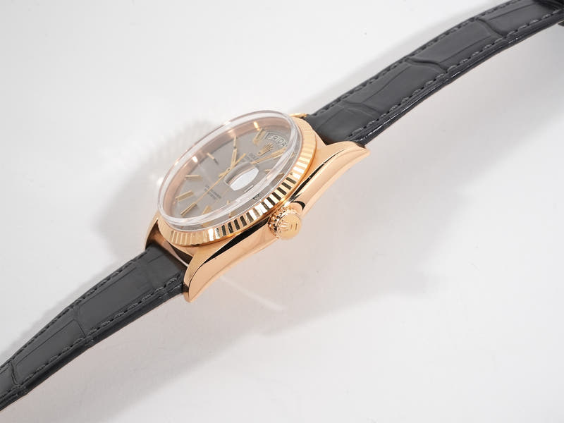 ロレックス デイデイト Ref.1803/8 シルバー文字盤 中古 4mqtci6a