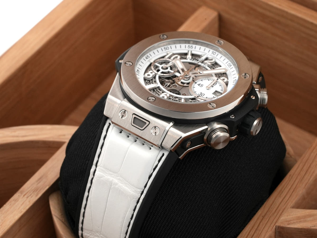 Hublot Big Bang Unico Black &amp; White Ref.421.NX.2010.LR.JPN Matte White Skeleton Dial Excellent Condition z5zvqb3c