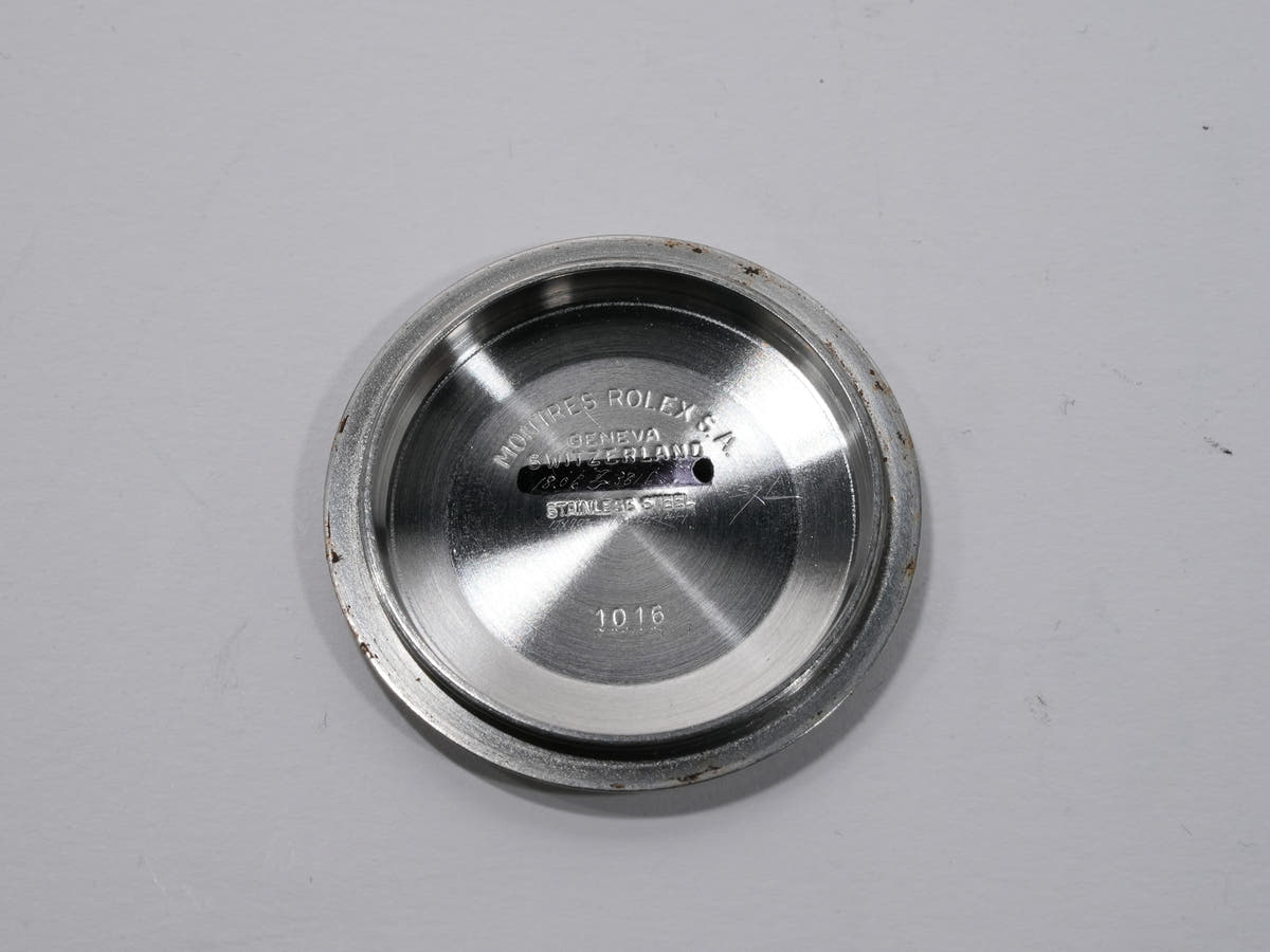 ロレックス エクスプローラーI Ref.1016 ブラック文字盤 中古 xsm3r6fz