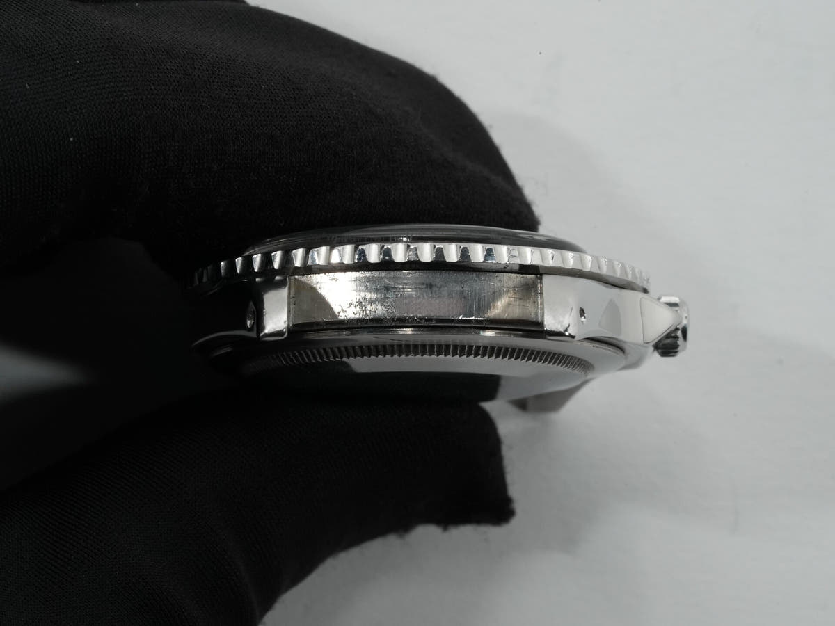 ロレックス GMTマスター Ref.1675MM ブラック文字盤 中古 8dcn53pd